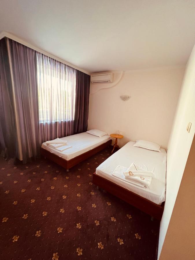 Hotel Incognito Pomorie Extérieur photo